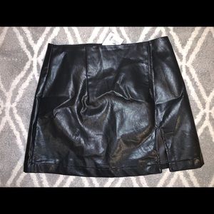 Olivaceous Leather skirt